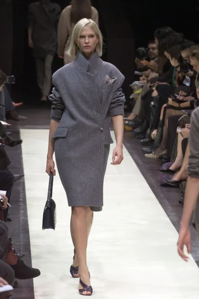 Look 24